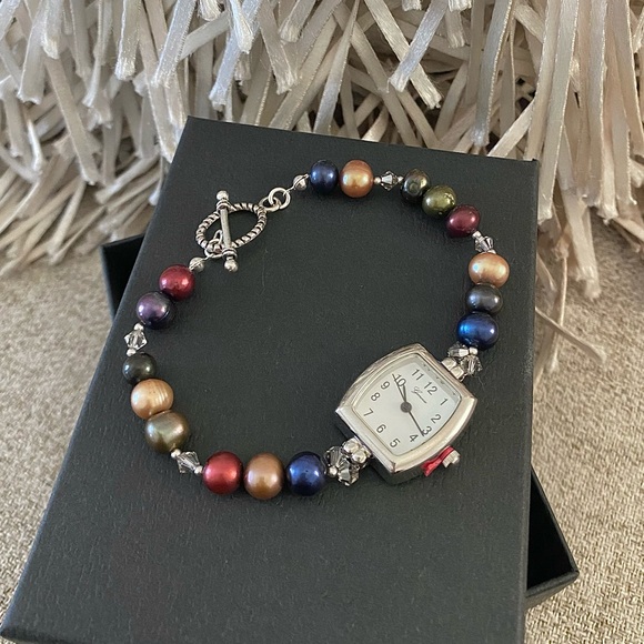 🪞 NEW genuine freshwater cultured pearl and crystals square watch bracelet - Picture 2 of 8